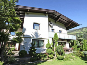  Apartment in Aschau im Zillertal with Balcony and Parking  Ашау, Циллерталь